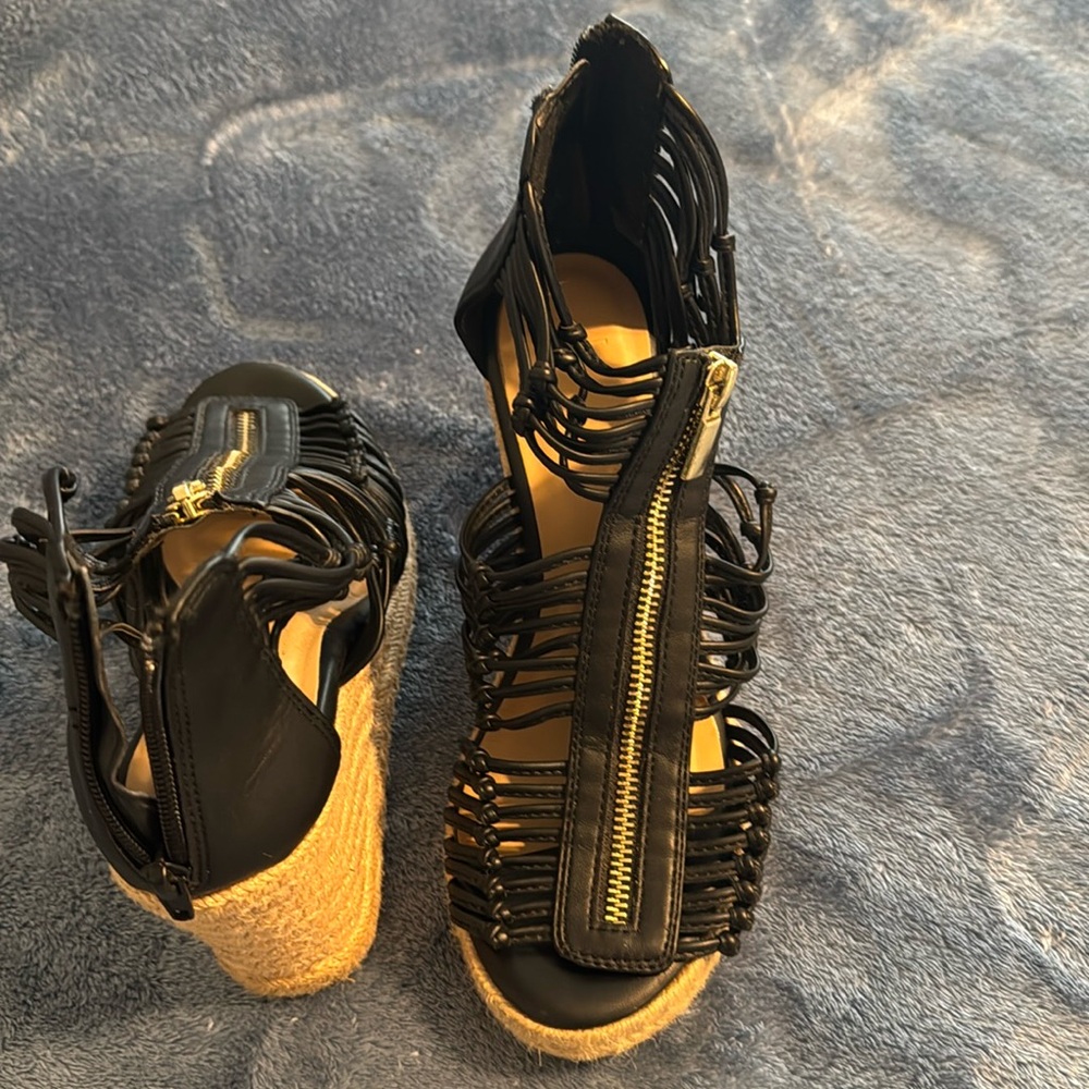 Size 7 wedges